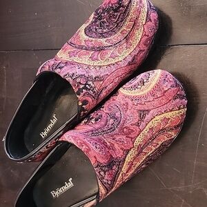 Bjorndal Ally tapestry clogs size 10